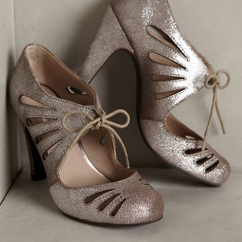 Seychelles Brave lace-up heels, size 8